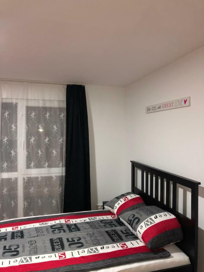 4 Rent Apartment