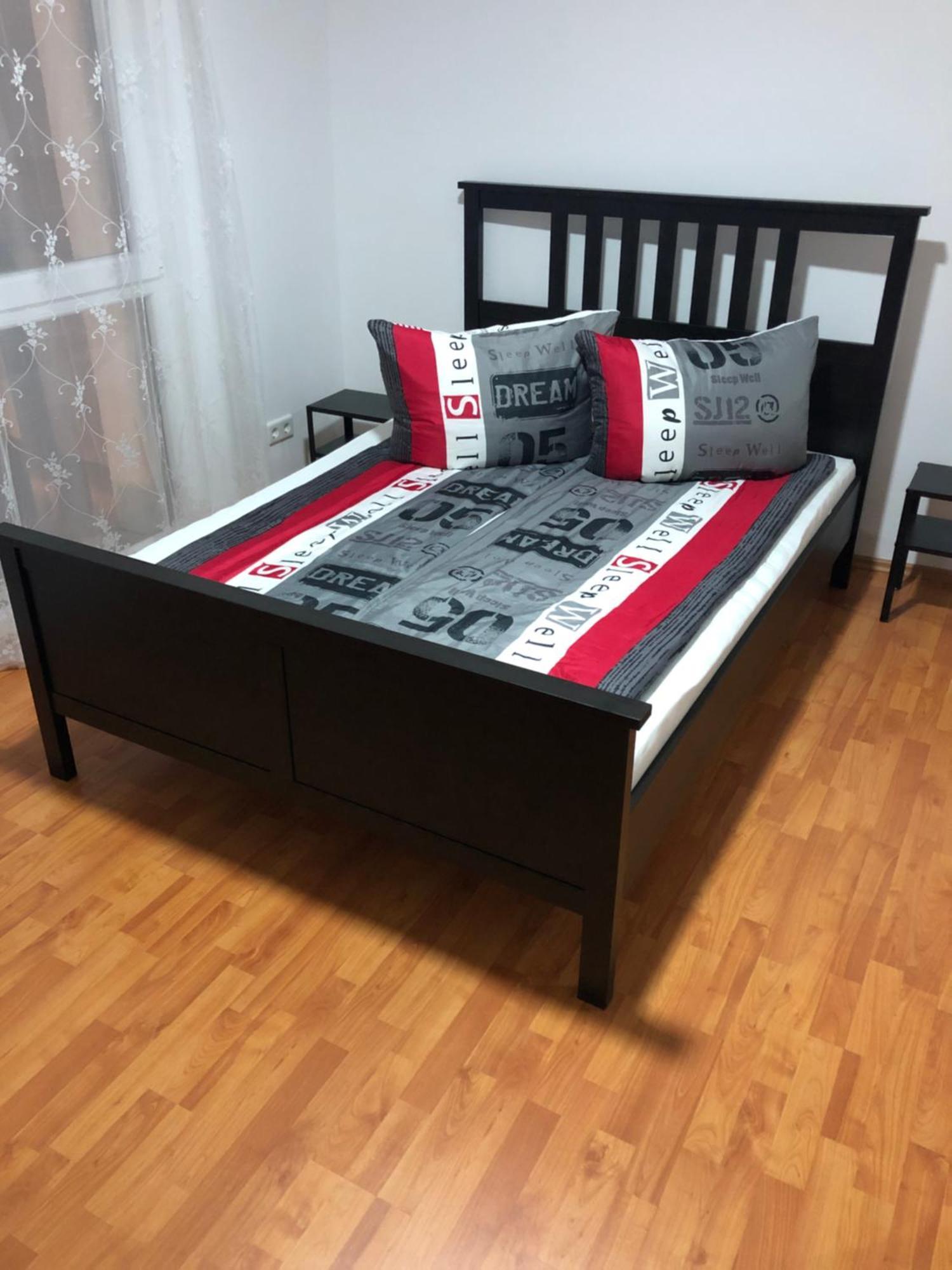 4 Rent *