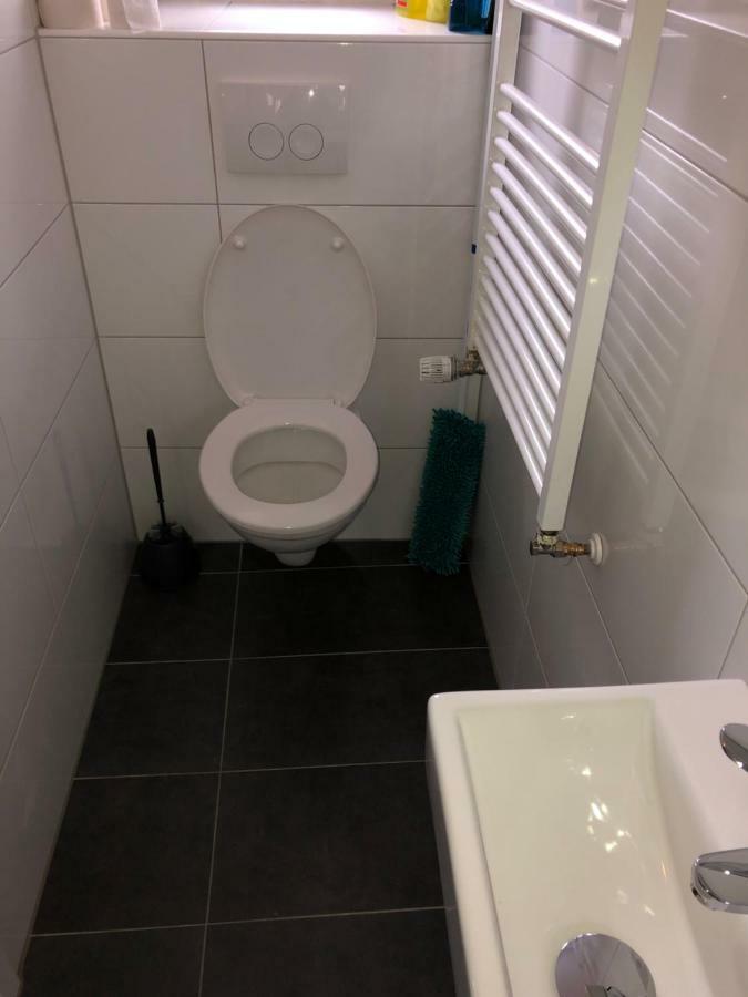Apartment 4 Rent *